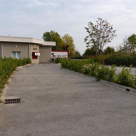 Motel Circuit Drive Cingia De' Botti Exterior foto